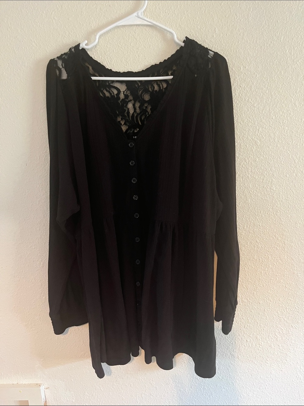 Torrid Black Lace Yoke Button-Front Tunic.  Sz 5